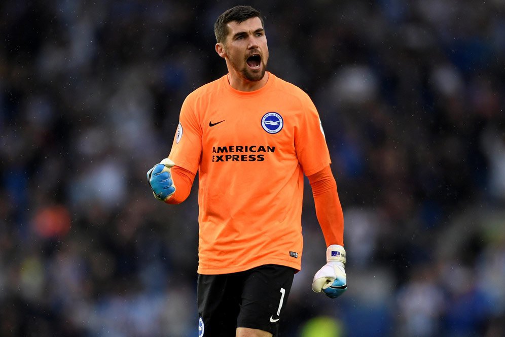 Mat Ryan Akhirnya Sukses Kumpulkan Rp267 Juta untuk Atasi Kebakaran Australia Mat Ryan Akhirnya Sukses Kumpulkan Rp267 Juta untuk Atasi Kebakaran Australia
