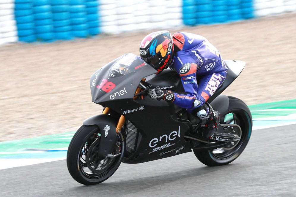 Era Baru, Bradley Smith Kuasai Uji Coba Perdana MotoE Era Baru, Bradley Smith Kuasai Uji Coba Perdana MotoE