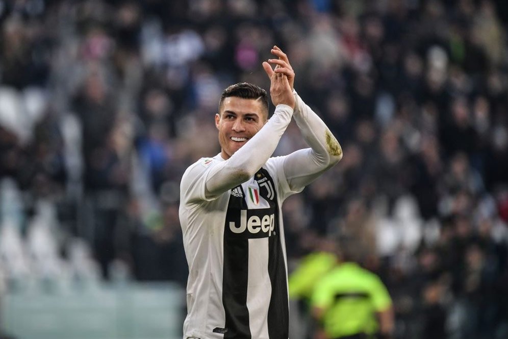 Kalahkan Messi, Ronaldo Jadi Pemain Paling Akurat dalam Urusan Cetak Gol Kalahkan Messi, Ronaldo Jadi Pemain Paling Akurat dalam Urusan Cetak Gol