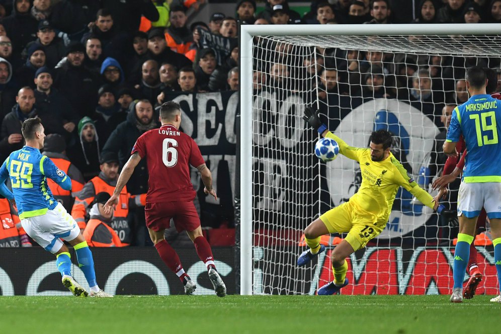 Alisson Tampil Ciamik, Klopp: Harusnya Dia Dibayar Dobel! Alisson Tampil Ciamik, Klopp: Harusnya Dia Dibayar Dobel!