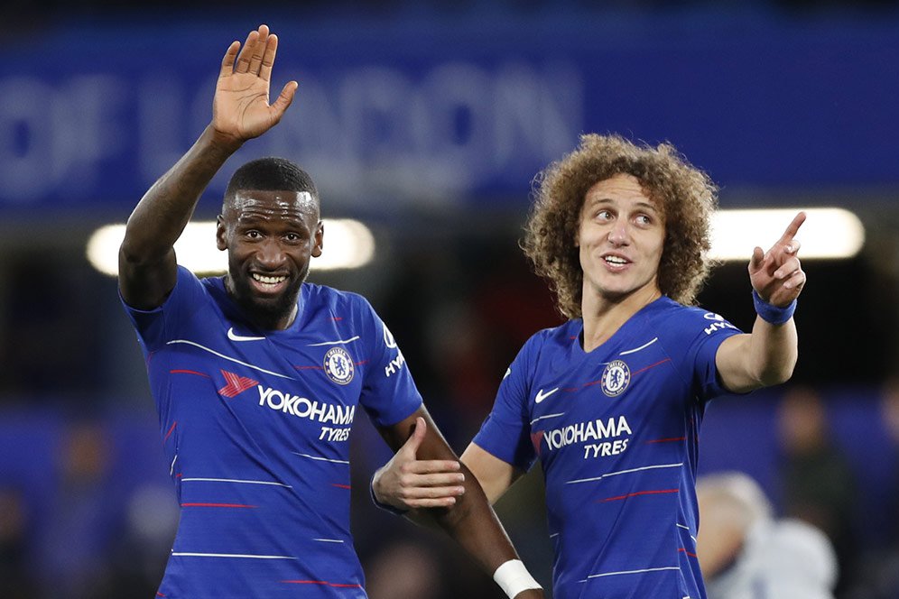 Kocak, Begini Cara Fans Chelsea Melampiaskan Kekesalan ke David Luiz