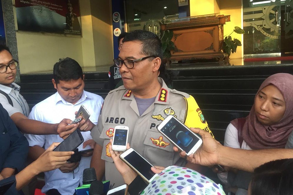 Saat Ditangkap Satgas Antimafia Bola, Johar Lin Eng Pakai Identitas Palsu Saat Ditangkap Satgas Antimafia Bola, Johar Lin Eng Pakai Identitas Palsu