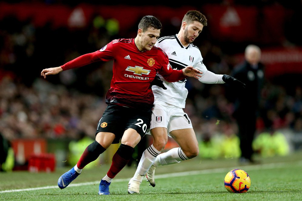 Jose Mourinho Dapat Tempat Spesial di Hati Diogo Dalot