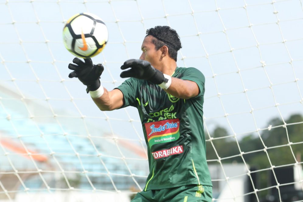Timnya Bertahan di Liga 1, Kiper PSIS Semarang Lelang Jersey untuk Amal Timnya Bertahan di Liga 1, Kiper PSIS Semarang Lelang Jersey untuk Amal