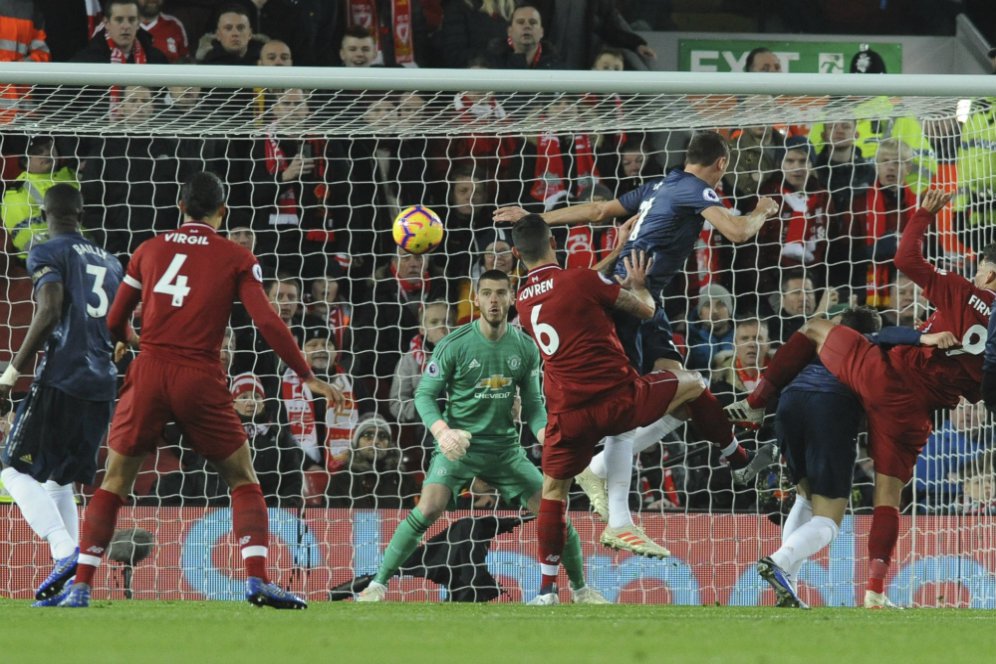 MU Dihabisi Liverpool, Young: Ambil Sisi Positifnya Saja MU Dihabisi Liverpool, Young: Ambil Sisi Positifnya Saja