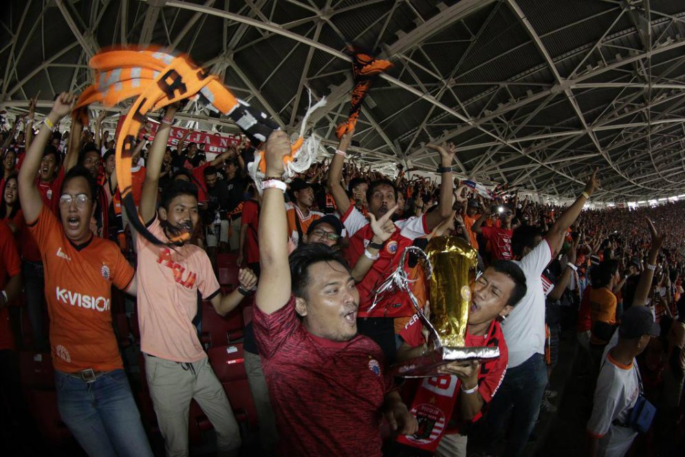 Persija Tunda Pawai Pesta Juara
