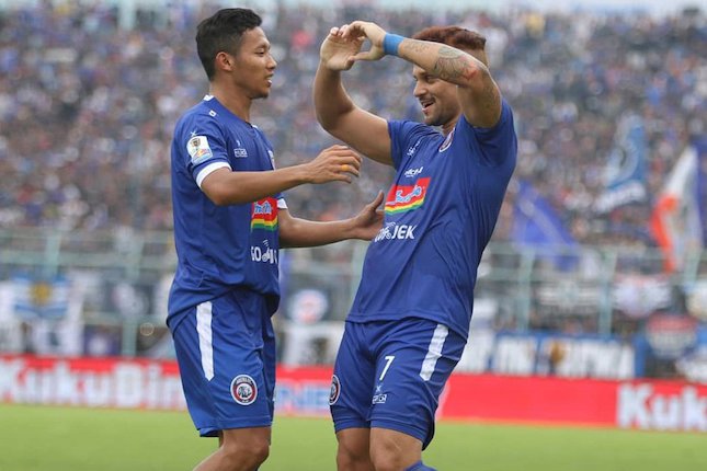 Mulai Sebagai Pesakitan Mulai Sebagai Pesakitan