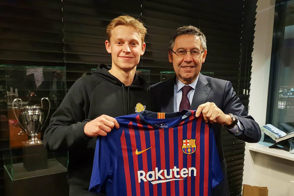 Ini Penyebab Manchester City Batal Rekrut Frenkie De Jong Ini Penyebab Manchester City Batal Rekrut Frenkie De Jong