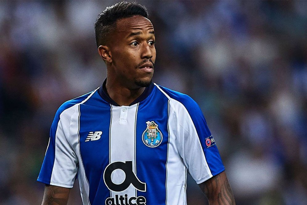 Manchester United Mundur Dari Perburuan Eder Militao Manchester United Mundur Dari Perburuan Eder Militao