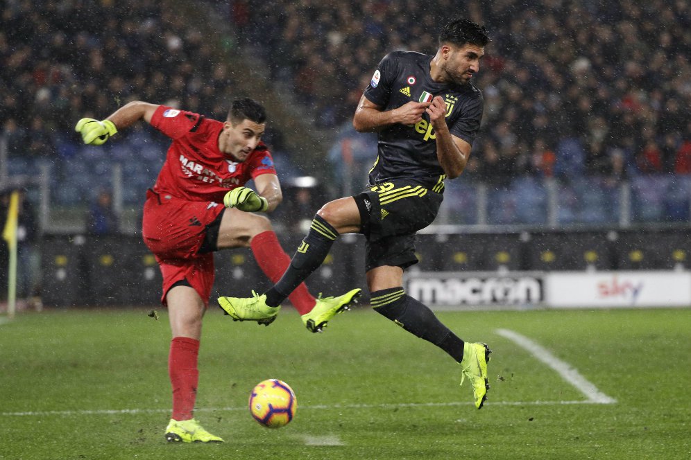 Sedih, Seorang Penonton Jadi Korban Tembakan Keras dari Emre Can Sedih, Seorang Penonton Jadi Korban Tembakan Keras dari Emre Can