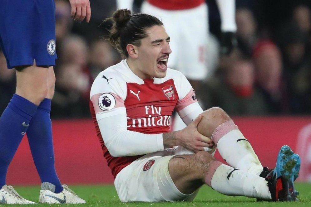 Sedih, Bellerin Dipastikan Bisa Absen Hingga Sembilan Bulan Sedih, Bellerin Dipastikan Bisa Absen Hingga Sembilan Bulan