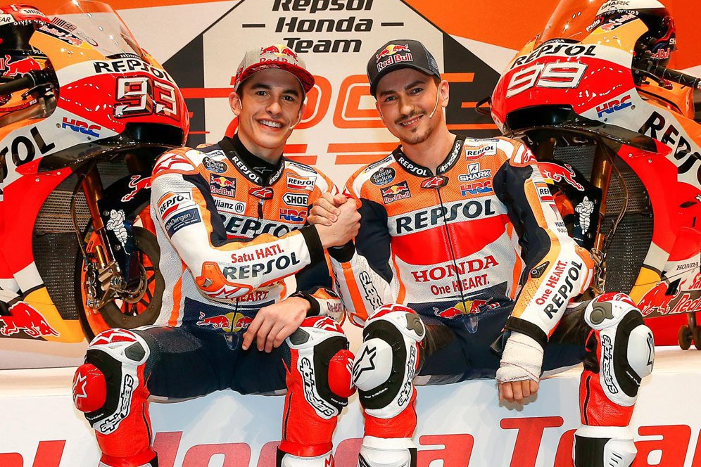 Marquez: Tak Wajar Lihat Lorenzo Terlempar dari 10 Besar Marquez: Tak Wajar Lihat Lorenzo Terlempar dari 10 Besar