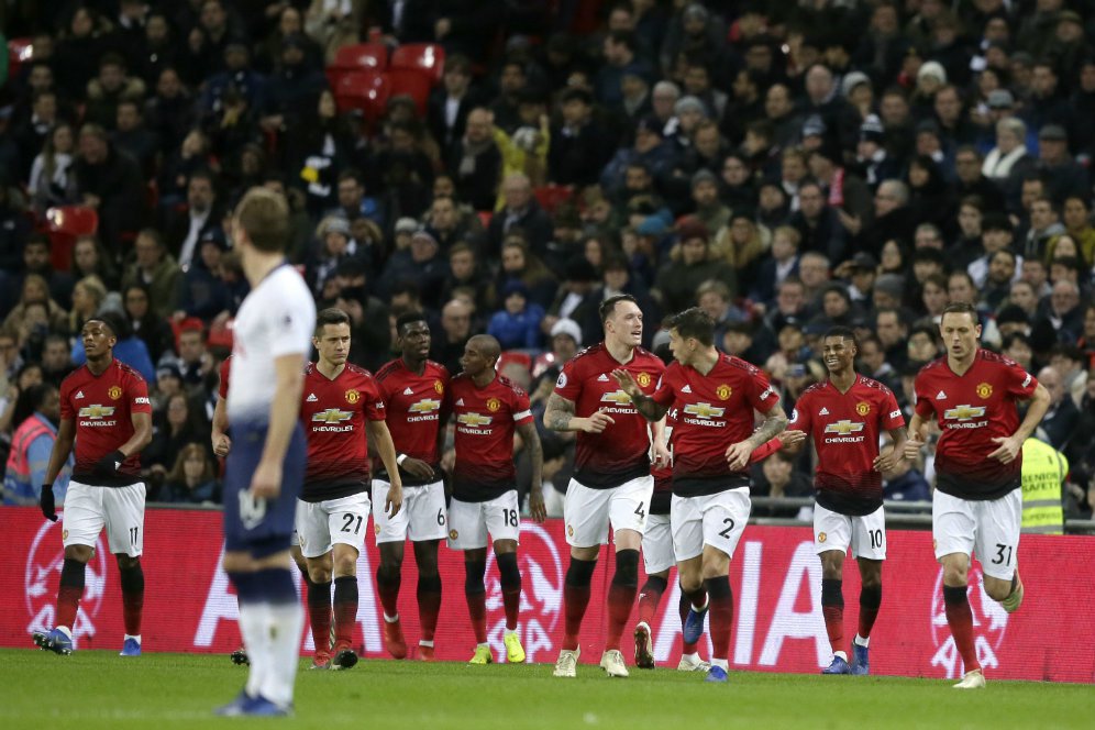 Wright Khawatirkan Ancaman MU Terhadap Arsenal Wright Khawatirkan Ancaman MU Terhadap Arsenal