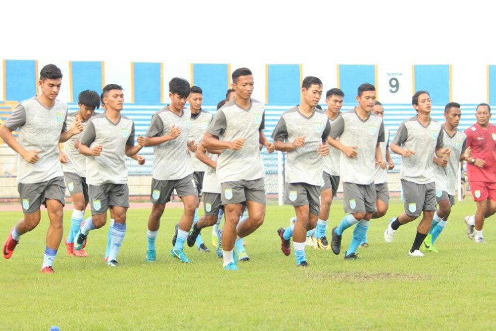Sepuluh Kiper Muda Coba Peruntungan di Persela Sepuluh Kiper Muda Coba Peruntungan di Persela