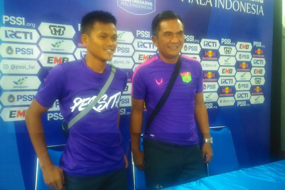 Pelatih Persita Tangerang Nilai Arema FC Layak Menang Pelatih Persita Tangerang Nilai Arema FC Layak Menang
