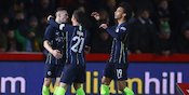 Kalahkan Newport, Pemain Man City Mengeluh Lapangan Buruk