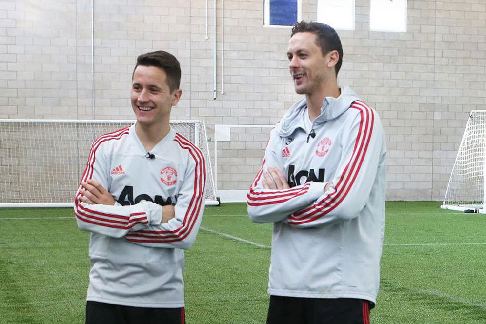 Nemanja Matic Enjoy Main Bareng Ander Herrera Nemanja Matic Enjoy Main Bareng Ander Herrera