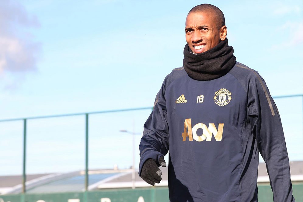 Ashley Young Diejek Suporter di Singapura, Begini Reaksi Solskjaer Ashley Young Diejek Suporter di Singapura, Begini Reaksi Solskjaer
