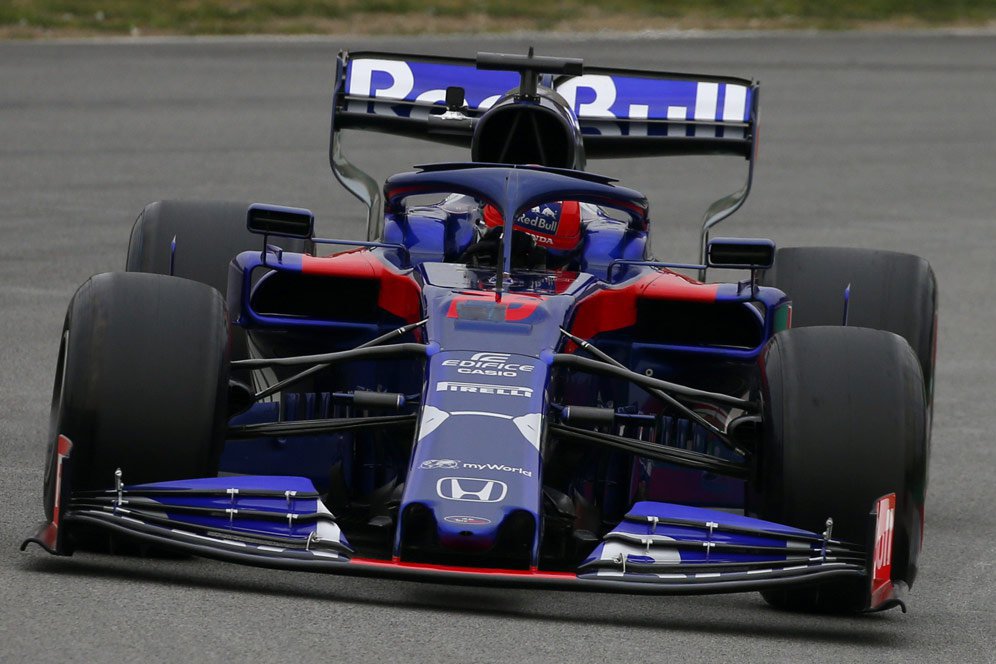 Kvyat Tercepat pada Hari Ketiga Uji Coba F1 Barcelona Tahap 1 Kvyat Tercepat pada Hari Ketiga Uji Coba F1 Barcelona Tahap 1