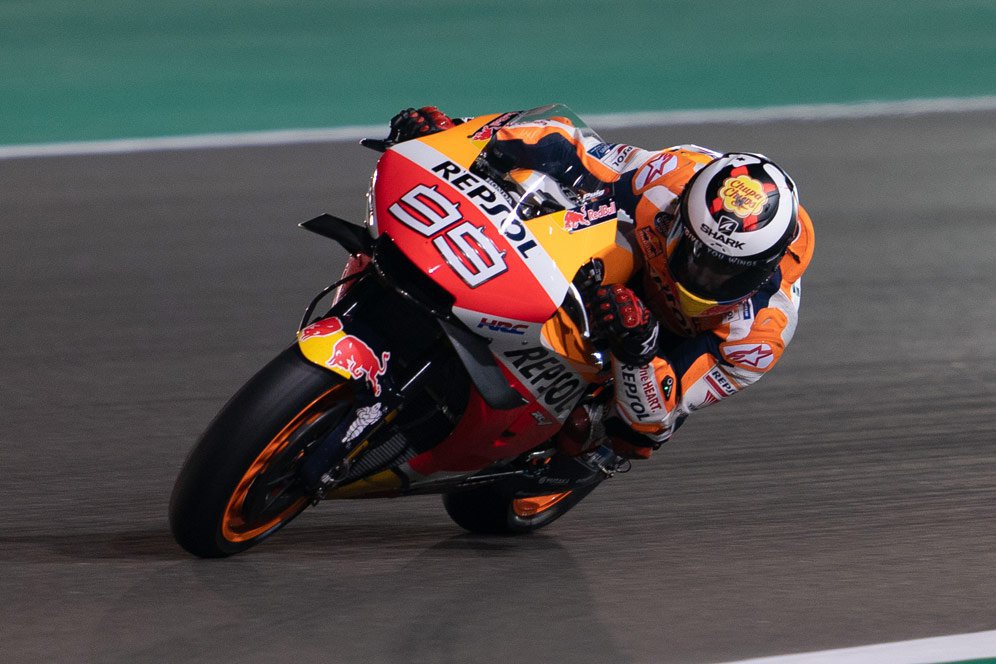 Dorna Tanggapi Ide Lorenzo Ubah Jadwal MotoGP Qatar Dorna Tanggapi Ide Lorenzo Ubah Jadwal MotoGP Qatar