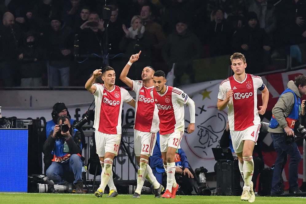 Barcelona Pastikan Mundur dari Perburuan De Ligt, Kenapa? Barcelona Pastikan Mundur dari Perburuan De Ligt, Kenapa?