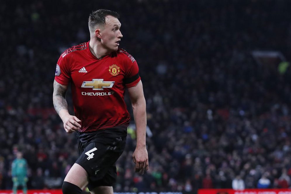 Wow, Ternyata Ada Klub yang Berminat Pada Phil Jones di Januari 2022