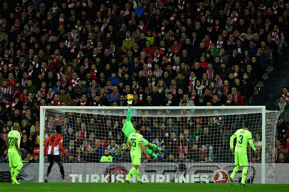 Barcelona Dipastikan Tanpa Ter Stegen di Final Copa del Rey Barcelona Dipastikan Tanpa Ter Stegen di Final Copa del Rey