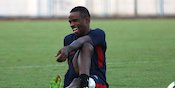 Tim Pelatih Arema FC Beber Alasan Pulangkan Greg Nwokolo Tim Pelatih Arema FC Beber Alasan Pulangkan Greg Nwokolo
