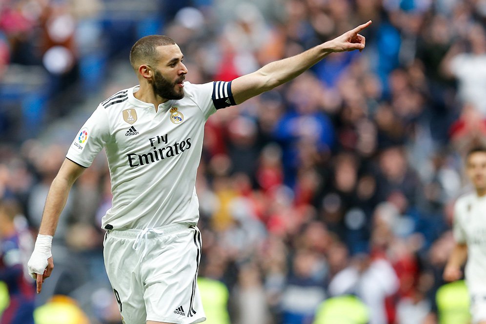 Zidane Sudah Coba 20 Pemain, Hanya Benzema yang Selalu Bermain Zidane Sudah Coba 20 Pemain, Hanya Benzema yang Selalu Bermain