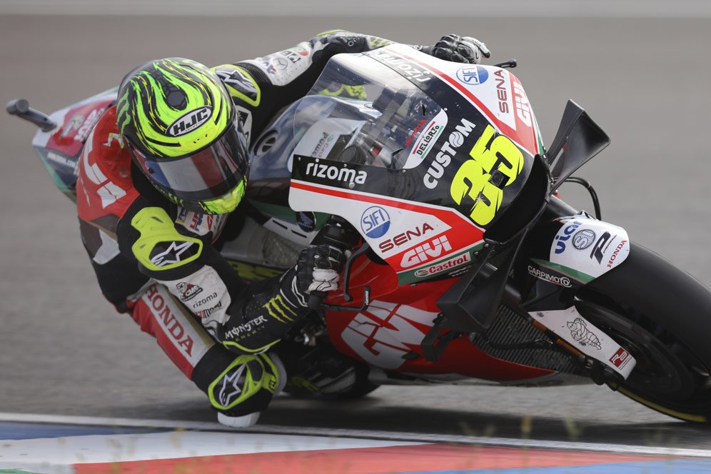 Crutchlow: Pengawas Balap Hancurkan Harapan 50 Staf LCR Honda Crutchlow: Pengawas Balap Hancurkan Harapan 50 Staf LCR Honda