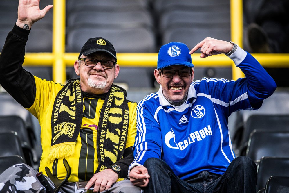 Duel Antarlini Borussia Dortmund vs Schalke 04: Laga Klasik Penuh Gengsi