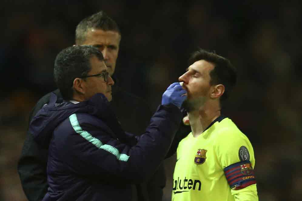 Kondisi Lionel Messi Pasca Insiden Berdarah di Old Trafford Kondisi Lionel Messi Pasca Insiden Berdarah di Old Trafford