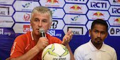 Pelatih Persija Sebut Lapangan Stadion 17 Mei Jelek