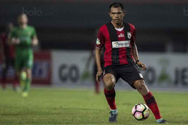 Ricardo Salampessy Ricardo Salampessy