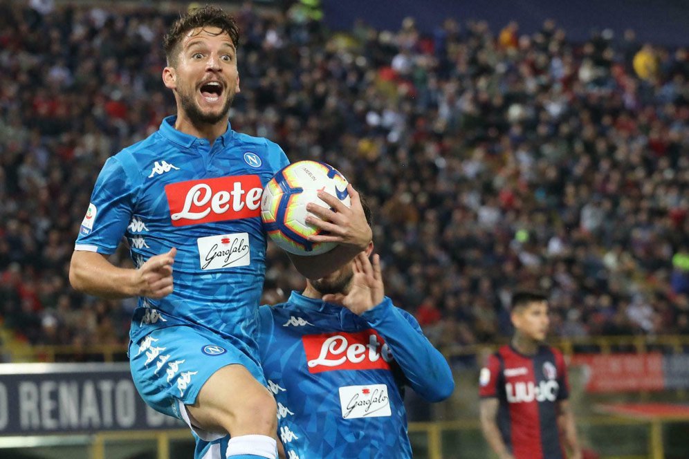 Dries Mertens Beri Kode Siap Gabung Manchester United Dries Mertens Beri Kode Siap Gabung Manchester United