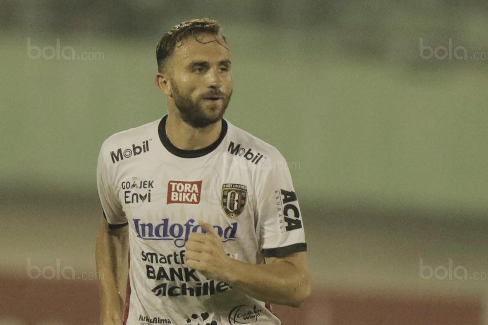 Bali United vs Persija Jakarta, Ilija Spasojevic vs Marko Simic Bali United vs Persija Jakarta, Ilija Spasojevic vs Marko Simic