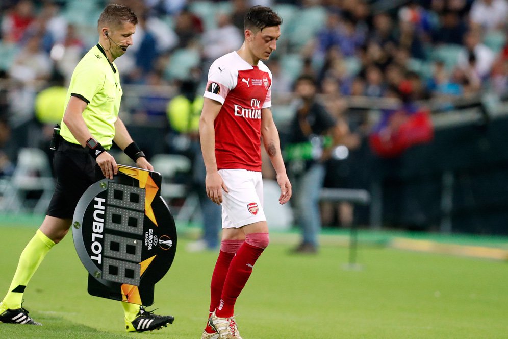 Unai Emery Dituding Takut Melihat Mesut Ozil Main Bagus, Mengapa? Unai Emery Dituding Takut Melihat Mesut Ozil Main Bagus, Mengapa?