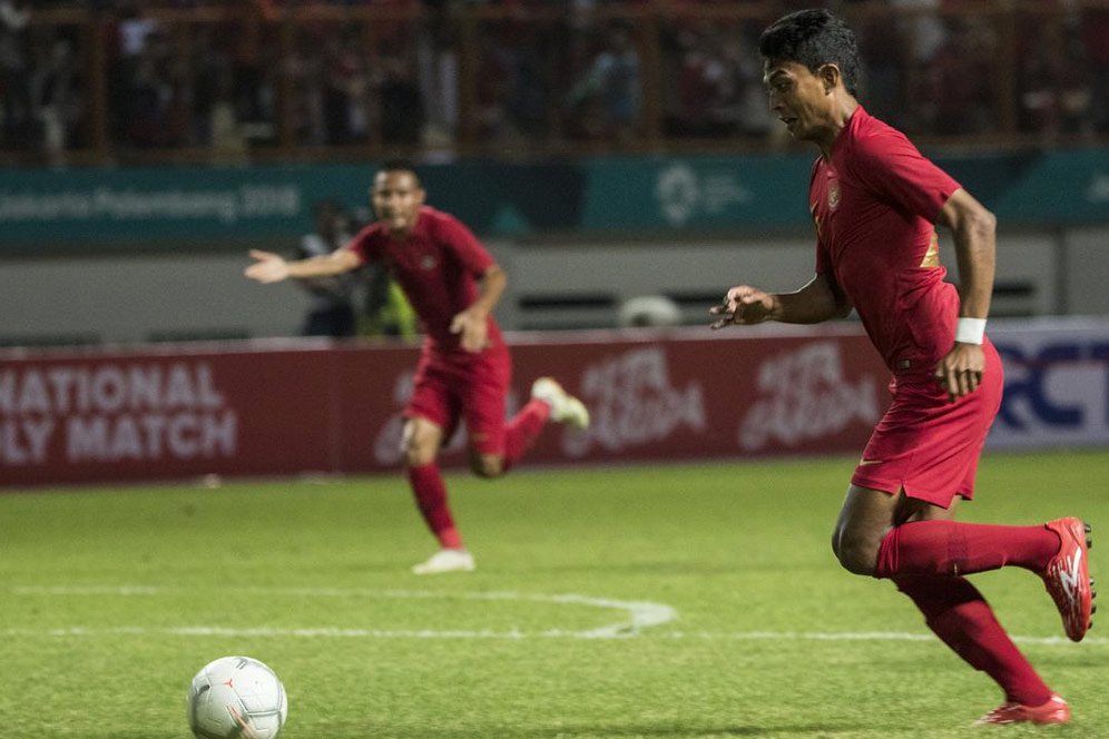 Pelatih Arema Optimistis Dedik Setiawan Bakal Main Lawan Yordania Pelatih Arema Optimistis Dedik Setiawan Bakal Main Lawan Yordania
