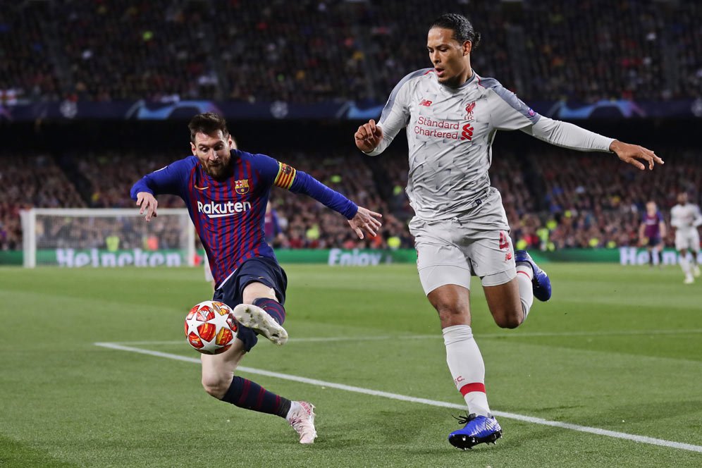 Menyalahkan Virgil van Dijk untuk Gol Pertama Barcelona Menyalahkan Virgil van Dijk untuk Gol Pertama Barcelona