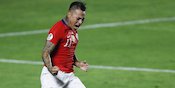 Dua Gol Kontra Jepang, Bomber Chile Pecahkan 3 Rekor Sekaligus Dua Gol Kontra Jepang, Bomber Chile Pecahkan 3 Rekor Sekaligus