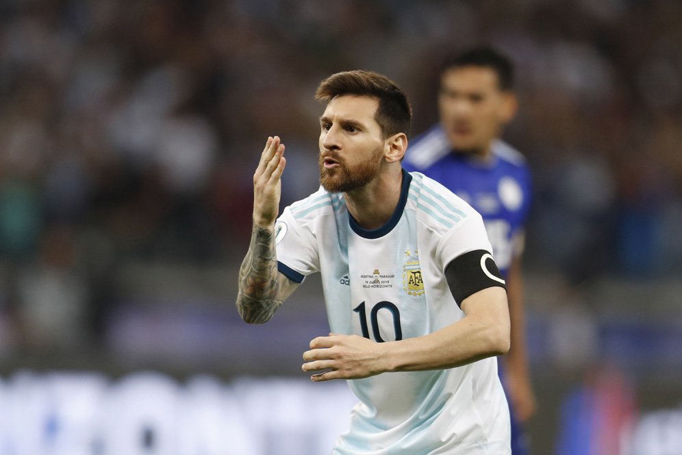 Gokil, Lionel Messi Beri Tumpangan Jet Pribadi Mewah untuk 5 Rekannya di Timnas Argentina Gokil, Lionel Messi Beri Tumpangan Jet Pribadi Mewah untuk 5 Rekannya di Timnas Argentina