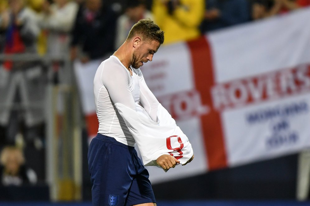 Henderson Bela Stones dan Barkley yang Bikin Blunder Fatal Lawan Belanda