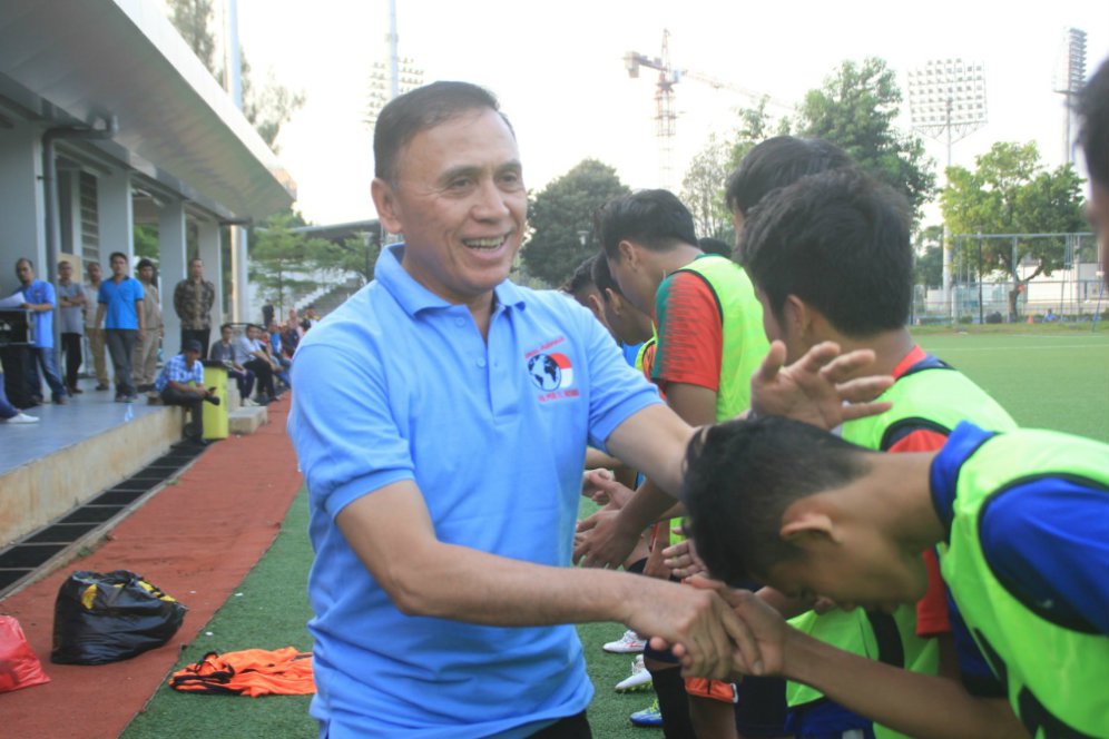 Komitmen Caketum PSSI, Kirim 10 Pemain Muda ke Spanyol Komitmen Caketum PSSI, Kirim 10 Pemain Muda ke Spanyol