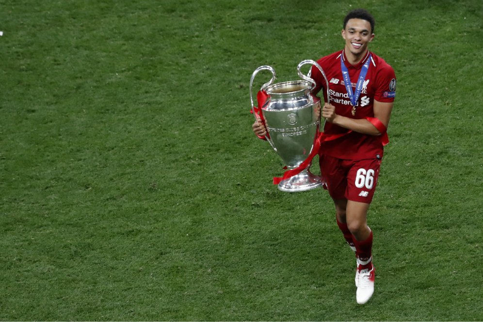 Robertson: Trent Alexander-Arnold Bek Kanan Terbaik Dunia Robertson: Trent Alexander-Arnold Bek Kanan Terbaik Dunia