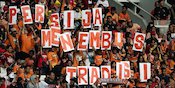 Persija Ancam Tidak Lanjutkan Laga Jika Supporter PSM Masuk Lapangan Persija Ancam Tidak Lanjutkan Laga Jika Supporter PSM Masuk Lapangan