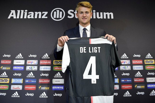 Matthijs de Ligt (Ajax ke Juventus) Matthijs de Ligt (Ajax ke Juventus)