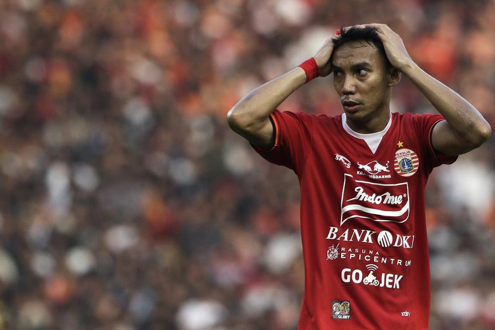 Novri Setiawan Dievaluasi Persija Usai Kartu Merah Lawan Persib Novri Setiawan Dievaluasi Persija Usai Kartu Merah Lawan Persib