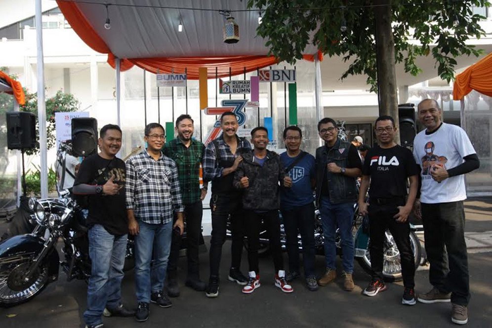 Juara Kelas Terbang One Pride Ditantang Memasak di Halal Park GBK Juara Kelas Terbang One Pride Ditantang Memasak di Halal Park GBK