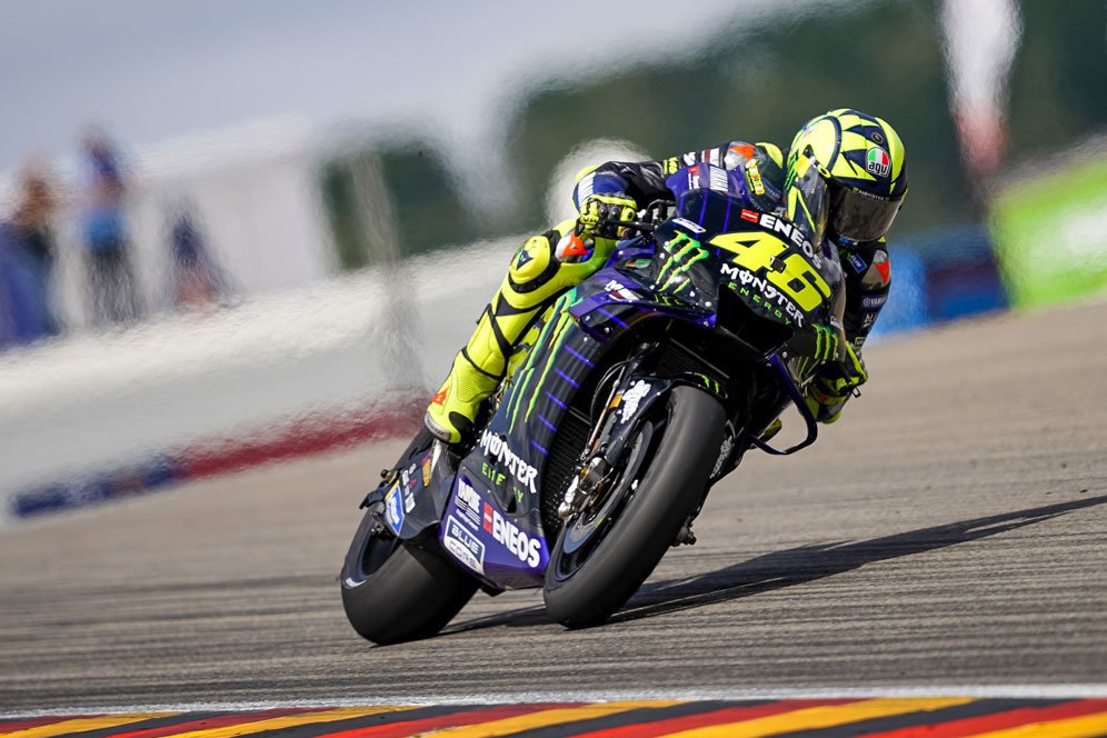 Valentino Rossi Bakal Turun di Ajang Gulf 12 Hours 2019 Valentino Rossi Bakal Turun di Ajang Gulf 12 Hours 2019