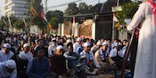 Antusiasnya Makan Konate Ikut Salat Iduladha di Malang Antusiasnya Makan Konate Ikut Salat Iduladha di Malang